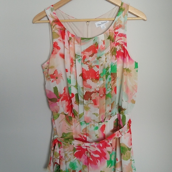 Watercolor front pleated high/low dress, size 8 - Picture 3 of 8